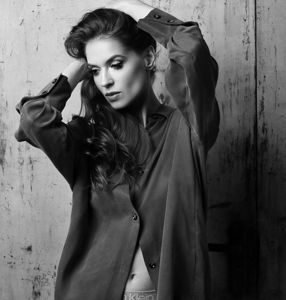 Miss BCBG Rima